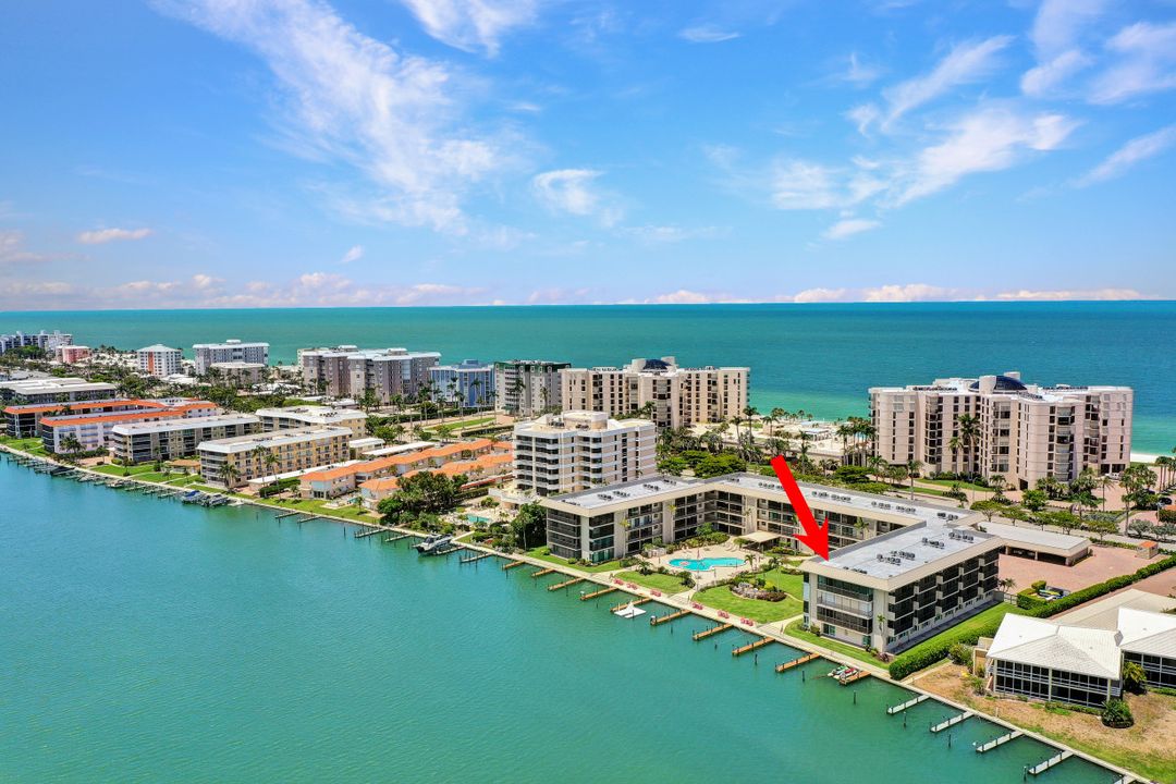 3200 Gulf Shore Blvd N #401, Naples, FL 34103