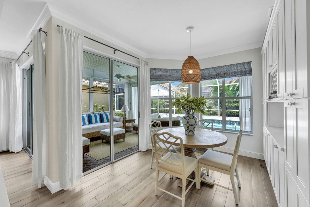 5910 Almaden Dr, Naples, FL 34119