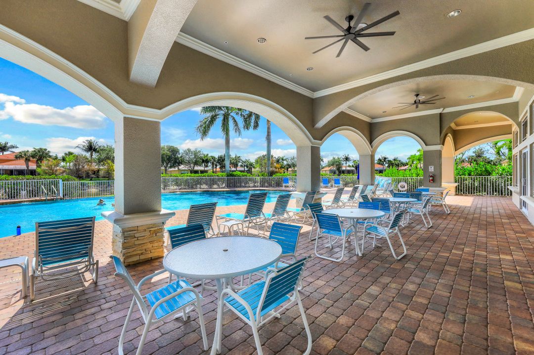 14534 Manchester Dr, Naples, FL 34114