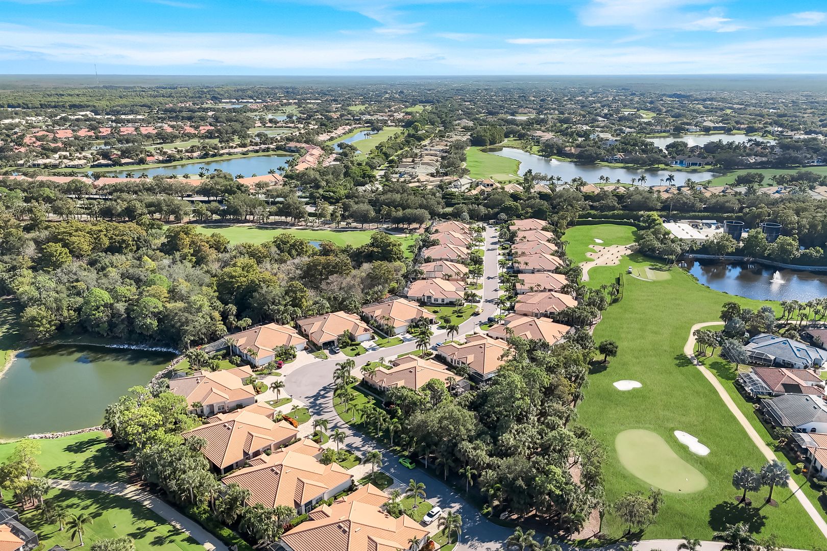 12694 Fox Ridge Dr, Bonita Springs, FL 34135
