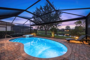 3742 Treasure Cove Cir