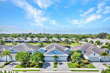 2319 Marquesa Cir