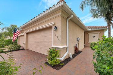 1653 Alameda Dr