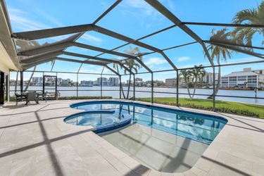 236 Lagoon Ave