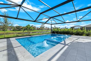 2253 Avocado Ln