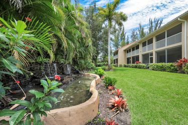 2350 Hidden Lake Ct
