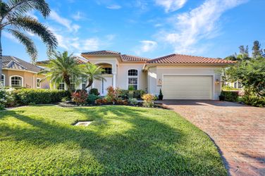 10205 Avonleigh Dr