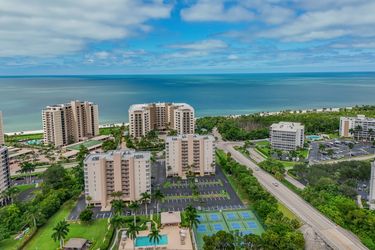 11118 Gulf Shore Dr