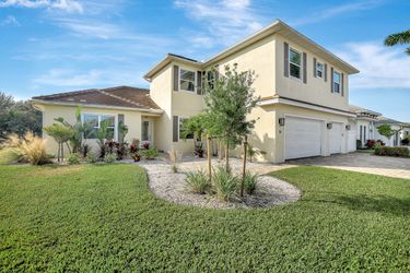 16 Willoughby Dr