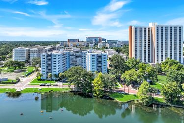 20 W Lucerne Cir #116