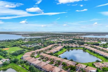 20370 Larino Loop