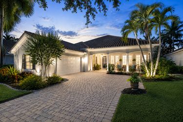 2896 Hatteras Way