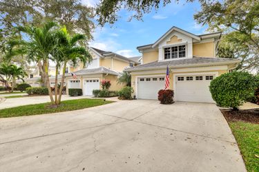2847 Aintree Ln