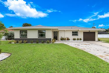 3137 SE 22nd Ave