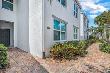 5945 Sand Wedge Ln