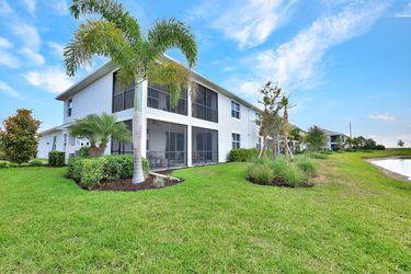 5734 Oakmont Ct