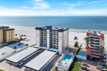 538 Estero Blvd