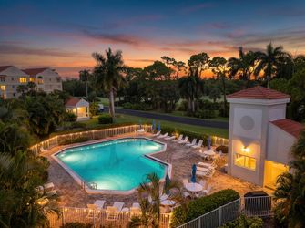 4700 Yacht Harbor Dr