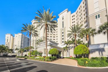 325 Dunes Blvd
