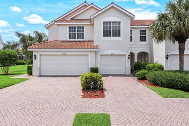 1088 Oxford Ln
