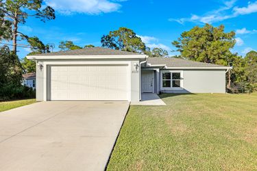 5038 SE Tradewinds Cir