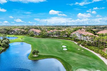 26900 Wedgewood Dr #305