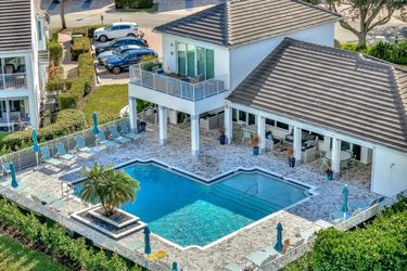 5967 Sand Wedge Ln