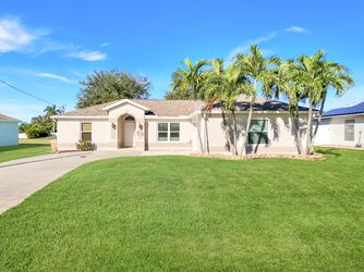 3108 SW 18th Pl