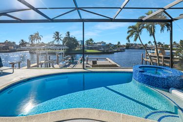 50 Copperfield Ct