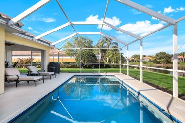 28245 Islet Trail