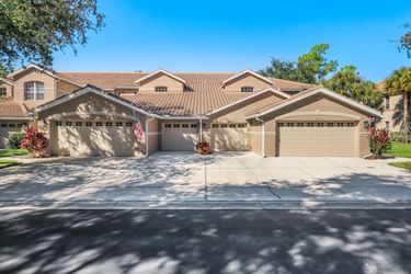 8265 Danbury Blvd