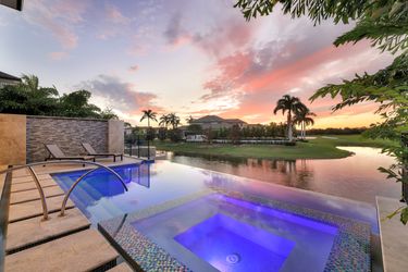 16647 Isola Bella Ln