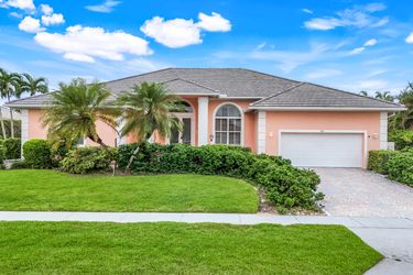 742 Orchid Ct