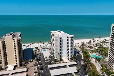 4005 Gulf Shore Blvd N