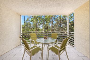 270 Naples Cove Dr