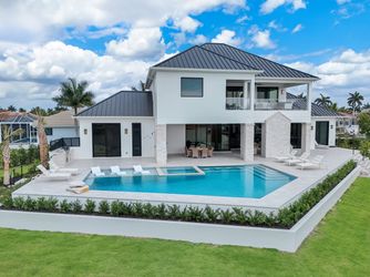180 Coral Ct