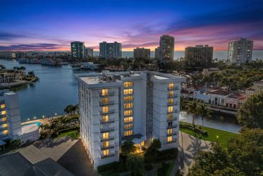 250 Park Shore Dr