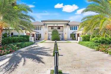 295 5th Ave S