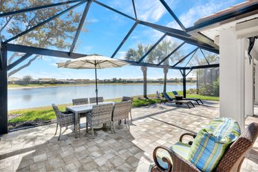 7460 Blackberry Dr