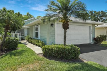 14875 Crescent Cove Dr