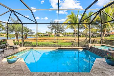 9539 Campanile Cir