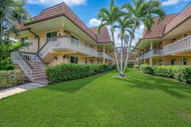 87 N Collier Blvd