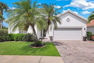 15501 Cadiz Ln