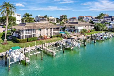 900 Huron Ct