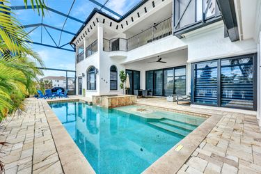 494 Seagull Ave