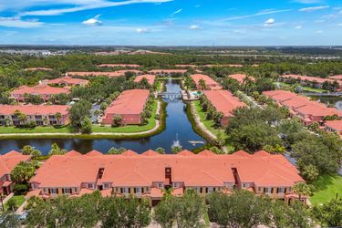 20221 Estero Gardens Cir