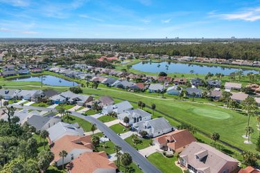3895 Sabal Springs Blvd