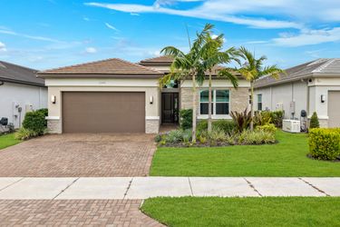 12446 Dahlia Ct