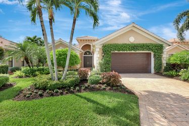 5717 Hammock Isles Dr