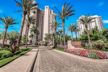 4801 Bonita Bay Blvd #2004